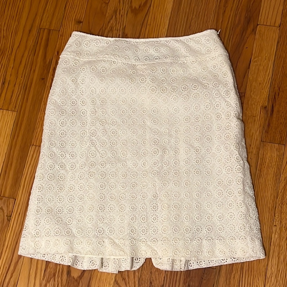RICKIE FREEMAN BY TERRI JON, White Lace Skirt